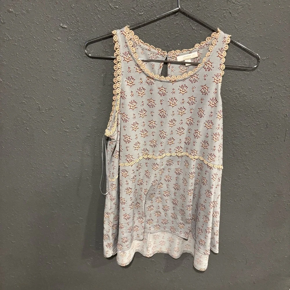 Floral Sleeveless Lauren Conrad Blouse - Picture 1 of 5